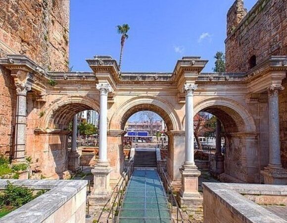 Old Town Tour Antalya with Waterfalls