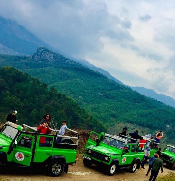 Jeep Safari Rafting and Zipline Combo Tour