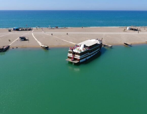 Manavgat Boat Tour with Bazaar